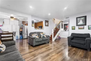 Photo #2: PW26027140 Listing 