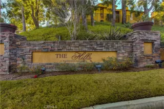 Browse active condo listings in THE HILLS