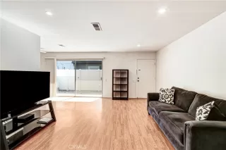 Photo #3: PW26036988 Listing 