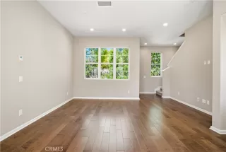 Photo #1: PW26040010 Listing 