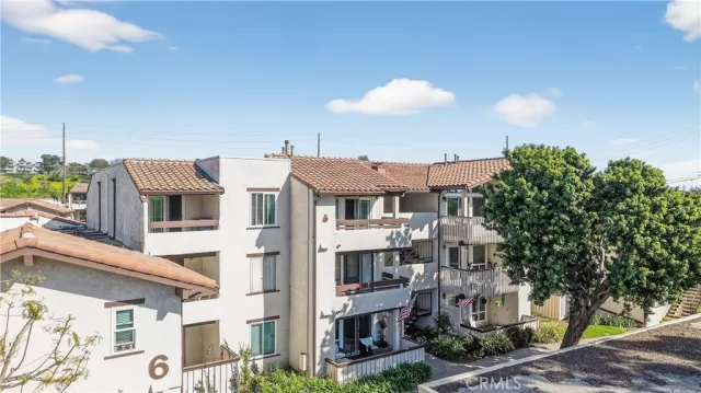 MLS: PW26042959 Condo For Sale