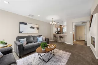 Photo #3: PW26044172 Listing 