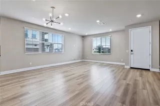 Photo #2: PW26046226 Listing