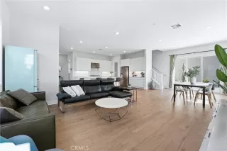 Photo #3: PW26048511 Listing 