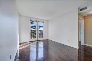 Photo #5: PW26052607 Listing 