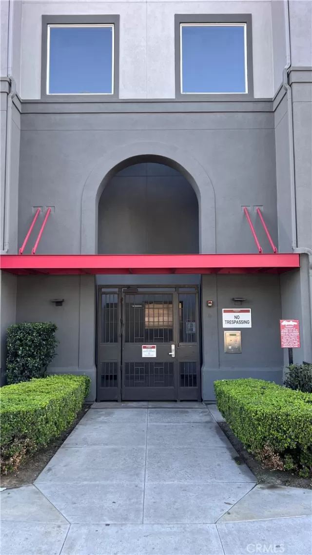 MLS: PW26053468 Condo For Sale