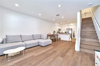 Photo #1: PW26058310 Listing 