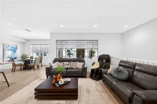 Photo #2: PW26059360 Listing 