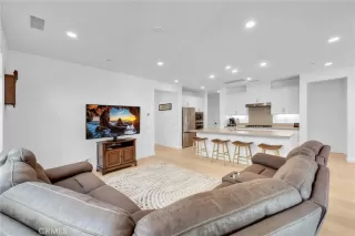 Photo #5: PW26062436 Listing 