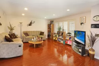 Photo #5: PW26064200 Listing 