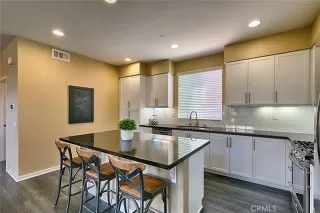 Photo #6: PW26067606 Listing