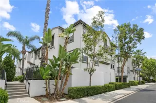 Photo #1: PW26069500 Listing 