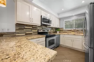 Photo #1: PW26073500 Listing 