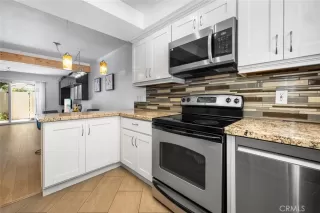 Photo #3: PW26073500 Listing 