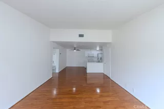 Photo #4: PW26077701 Listing