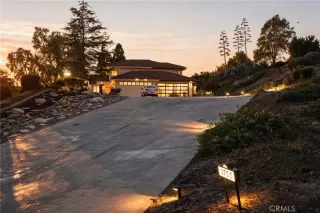 Photo #1: PW26080409 Listing 