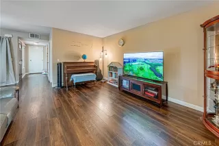 Photo #4: PW26080989 Listing 