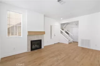 Photo #1: PW26084030 Listing 