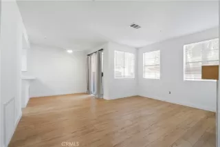 Photo #3: PW26084030 Listing 