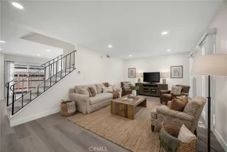 Photo #1: PW26085173 Listing 