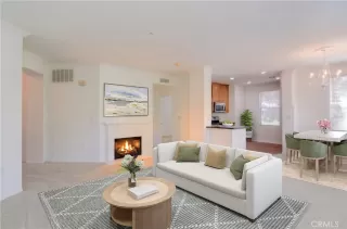 Photo #1: PW26086700 Listing 