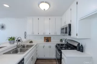 Photo #2: PW26086800 Listing 