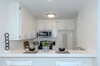 Photo #5: PW26086800 Listing 