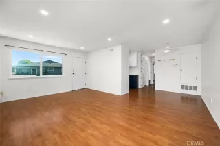 Photo #5: PW26088737 Listing 