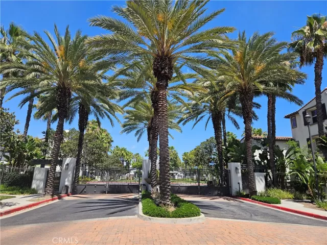 MLS: PW26088988 Condo For Sale