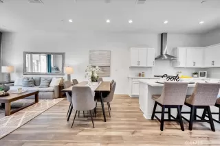 Photo #3: PW26090402 Listing 