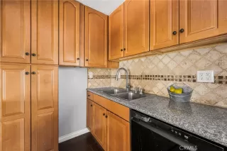 Photo #4: PW26091111 Listing 