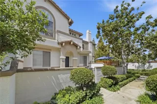 Photo #1: PW26091431 Listing 