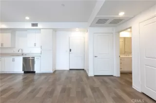 Photo #3: PW26095347 Listing 
