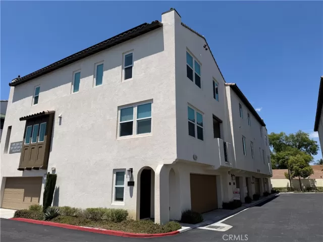 MLS: PW26099414 Condo For Sale