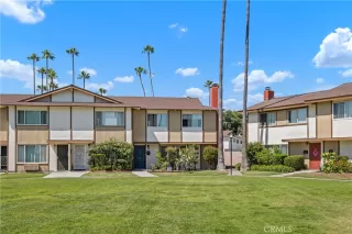 Browse active condo listings in TUSTIN PLACE