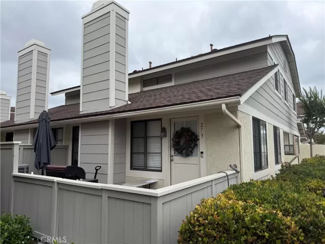 MLS: PW26106640 Condo For Sale