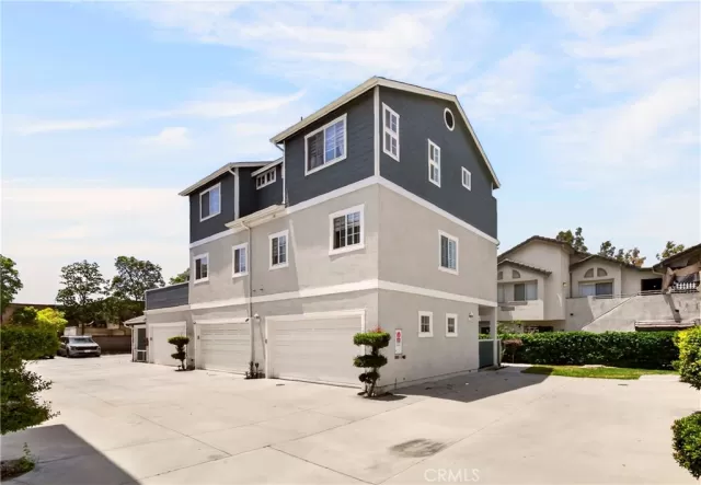 MLS: PW26110290 Condo For Sale