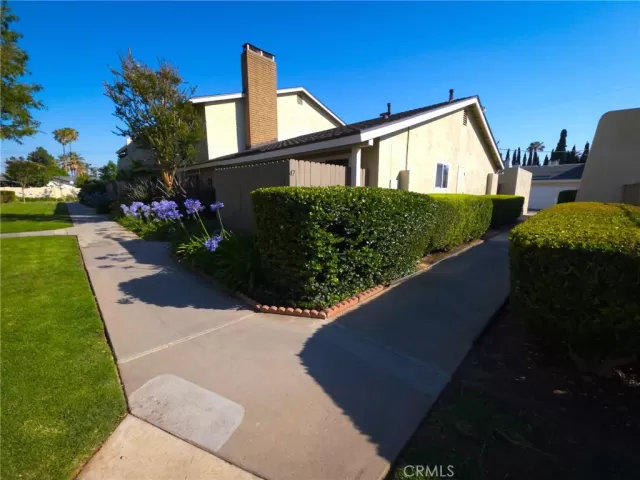 MLS: PW26111611 Condo For Sale