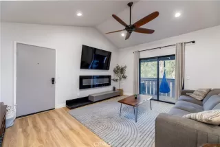 Photo #4: PW26111950 Listing
