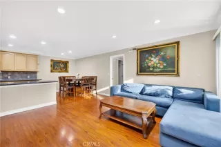 Photo #4: PW26112630 Listing 