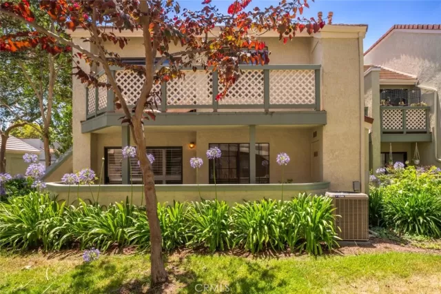 MLS: PW26119971 Condo For Sale