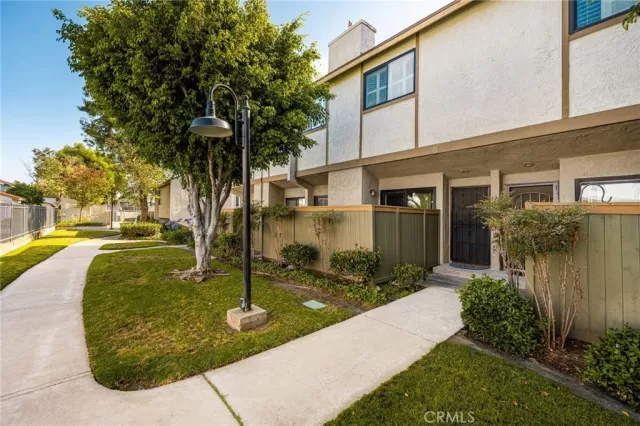 MLS: PW26120224 Condo For Sale
