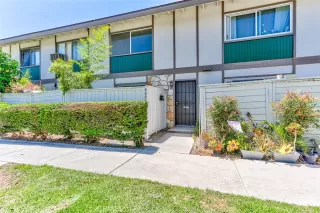 Photo #1: PW26120381 Listing 