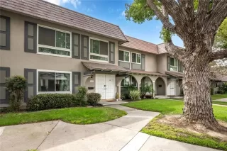 Browse active condo listings in TANGLEWOOD NORTH
