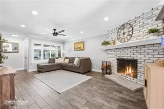 Photo #5: PW26127800 Listing