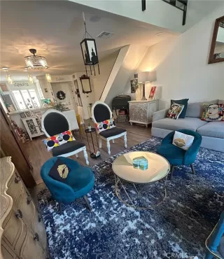 Photo #4: PW26128644 Listing