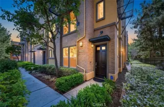 Browse active condo listings in STUDIO WALK