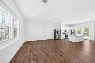 Photo #4: PW26130818 Listing