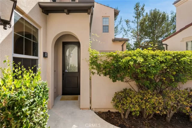 MLS: PW26132111 Condo For Sale