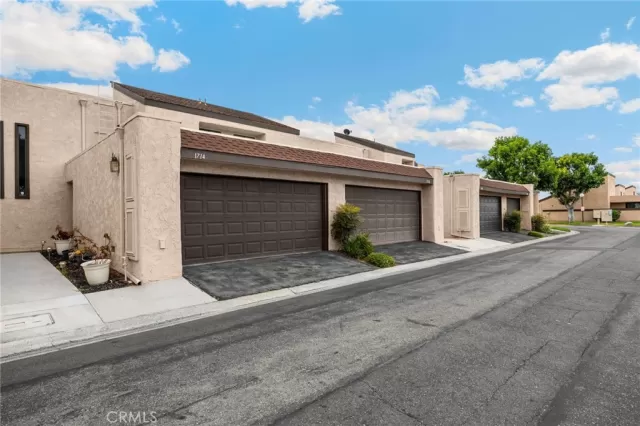 MLS: PW26132699 Condo For Sale